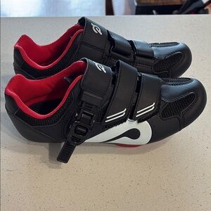 Peloton Cycling Shoes - size 37. Like new! Worn less than 5 times.